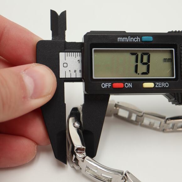 Guess Jaguar Racing Logo Silver Tone 18mm Rectangle Watch Bracelet w New Battery - Picture 4 of 15